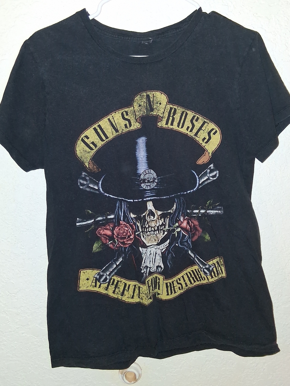 Black Graphic Tee - Guns N Roses Appetite for Destruction